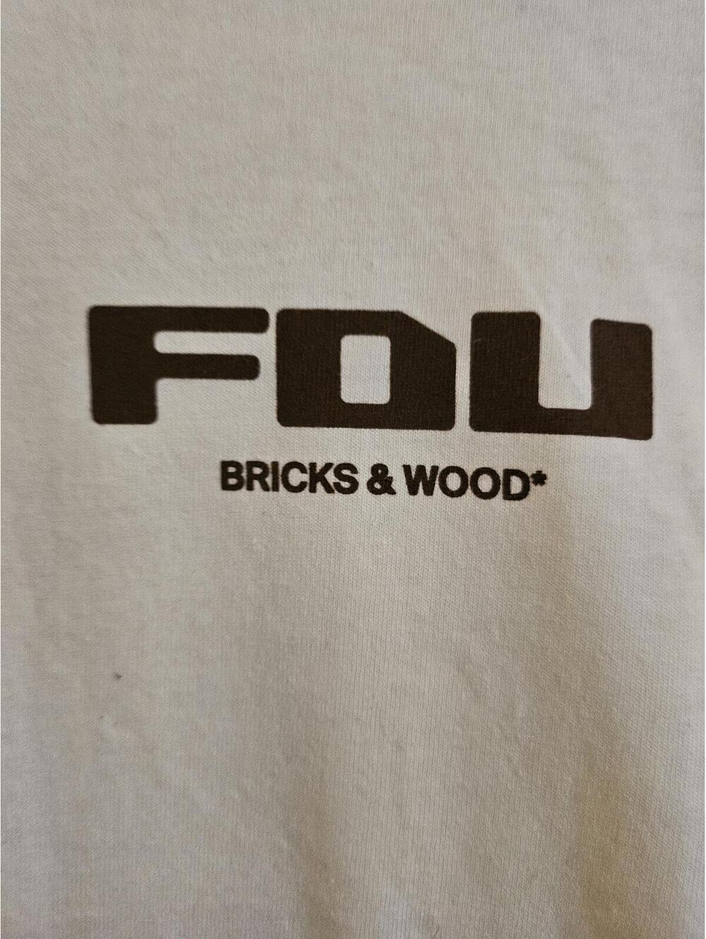 Seamstress T-Shirt by Bricks & Wood - Size M - NWOT - Picture 3 of 5